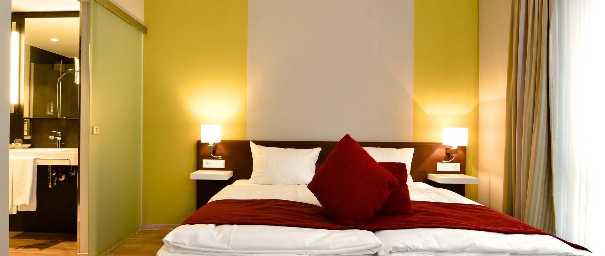 Weinhotel Kaisergarten Alzey Eksteriør billede